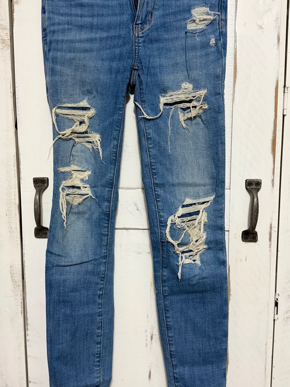 American Eagle Outfitters Blue Distressed Skinny Jeans